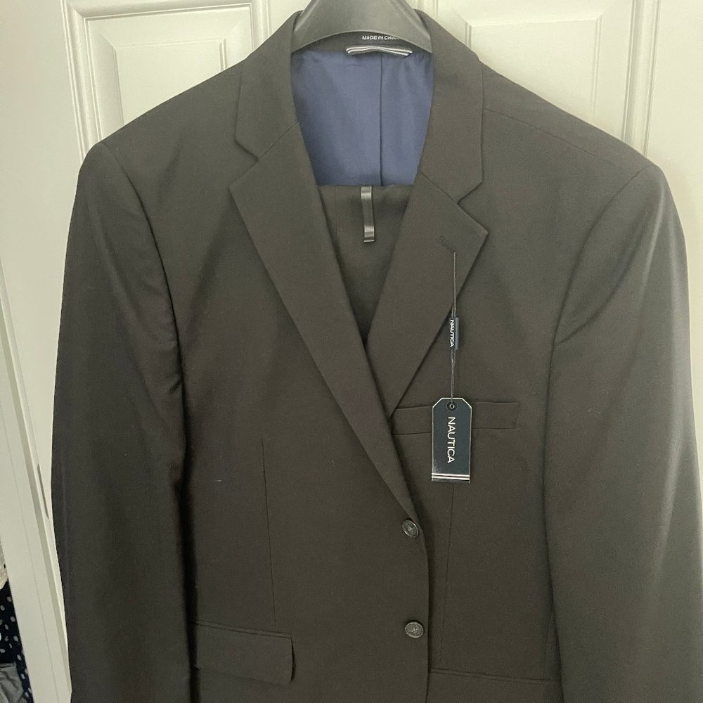 Nautica Men's Two-Piece Classic Fit Suit